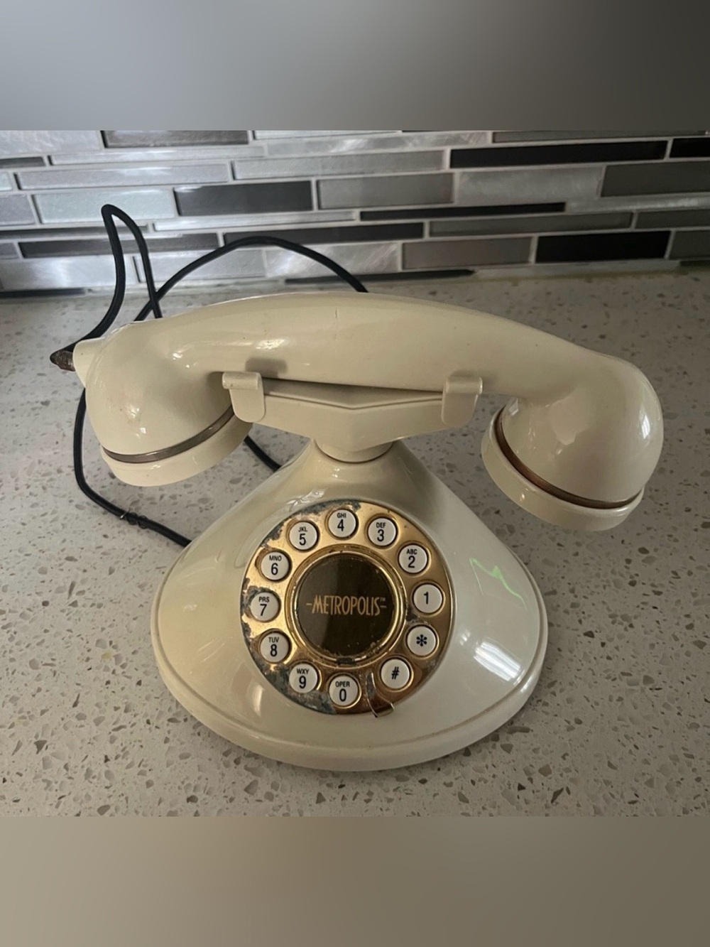 Metropolis Vintage-Style Cream Rotary Phone